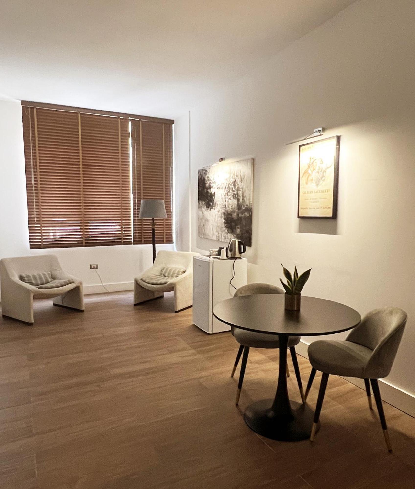Alea Rooms Lecce Buitenkant foto